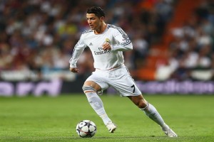 开云体育下载-黄蜂生死战取胜广东队，伦纳德惊艳四座，当小人物撕碎剧本